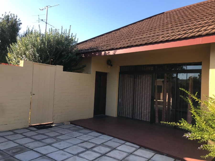 4 Bedroom Property for Sale in Oosterville Northern Cape